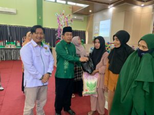 BAZNAS Bone bantu 35 Cleaning Service IAIN Bone.