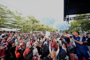 Andi Sudirman Sapa Puluhan Ribu Warga Komunitas Anti Mager Gowa