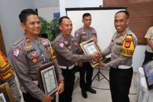 Satlantas Polres Bone Raih Penghargaan Dari Dirlantas Polda Sulsel