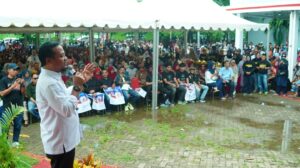 Silaturahmi Dengan Relawan, Andi Sudirman : Mari Berdoa Sulsel Lebih Baik dan Sejahtera