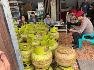Kapolres Bone Gerak Cepat Amankan Pasokan dan Harga LPG 3 Kg Melon