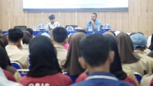 Kanit Tipiter Polres Bone Jadi Pemateri pada Pelatihan Jurnalistik dan Lomba Menulis Berita HPN 2025