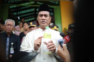 Temukan 3 Perusahaan Minyakita Sunat Volume, Mentan Amran Minta Tutup dan Segel Perusahaannya
