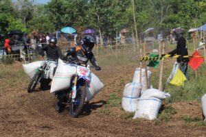 🏁 UD Putra Tibojong Mempersembahkan: “Dari Sawah Ke Sirkuit, Kami Balapan Demi Tradisi!”