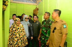 Kodim 1407/Bone dan Baznas Bone Hadirkan Rumah Harapan bagi Ibu Ica di Ujung Usia