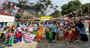 Karnaval hingga Lomba Edukatif, TK Gugus II Tanete Riattang Tanamkan Semangat Kemerdekaan