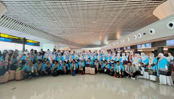 Travel Alhajj Antar Jamaah Haji Khusus ke Tanah Suci, Israwati: “Seperti Mimpi”