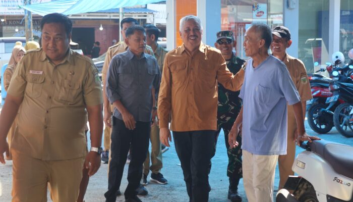 Bupati pimpin Operasi Pasar Jelang Idul Adha