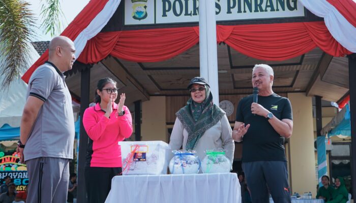 Jalan Santai Hari Bhayangkara di Pinrang Tak Sekadar Seremoni, Bupati Dorong Budaya Hidup Sehat