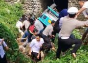Hilang Kendali, Mikrolet Angkut Delapan Siswa SMP Terjun ke sungai di Soppeng, 5 Orang Terluka