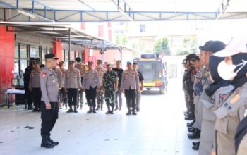 Pengamanan dan Pengawalan Pelaksanaan Eksekusi Pengosongan Gedung Mall Sejahtera Pinrang Oleh Pengadilan Negeri Pinrang ‎