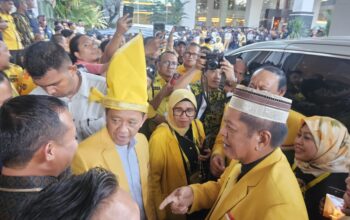 Bincang Serius Kaswadi Razak-Bahlil Lahadalia Jadi Momen Paling Disorot di Musda Golkar Sulsel