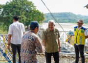 Irwan Hamid Tinjau Sawah Kering, Salurkan Bantuan Pompa Air
