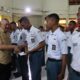 Bupati Pinrang Apresiasi Dedikasi Paskibraka, Serahkan Uang Saku Usai Bertugas