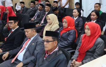 Wabup Pinrang Lantik 23 Pejabat, Birokrasi Diminta Lebih Responsif Layani Warga