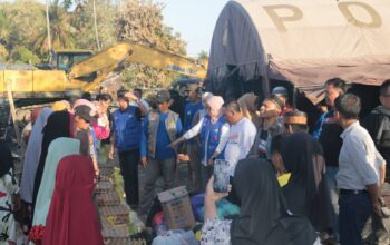 13 Rumah Dilalap Api, FORBES Bersama Jamaah Hadir Bawa Bantuan untuk Warga Sanrangeng