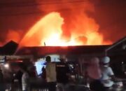 Breaking News, Pasar Batu-batu Soppeng Terbakar